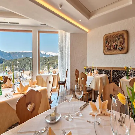 Rosslaufhof 4*